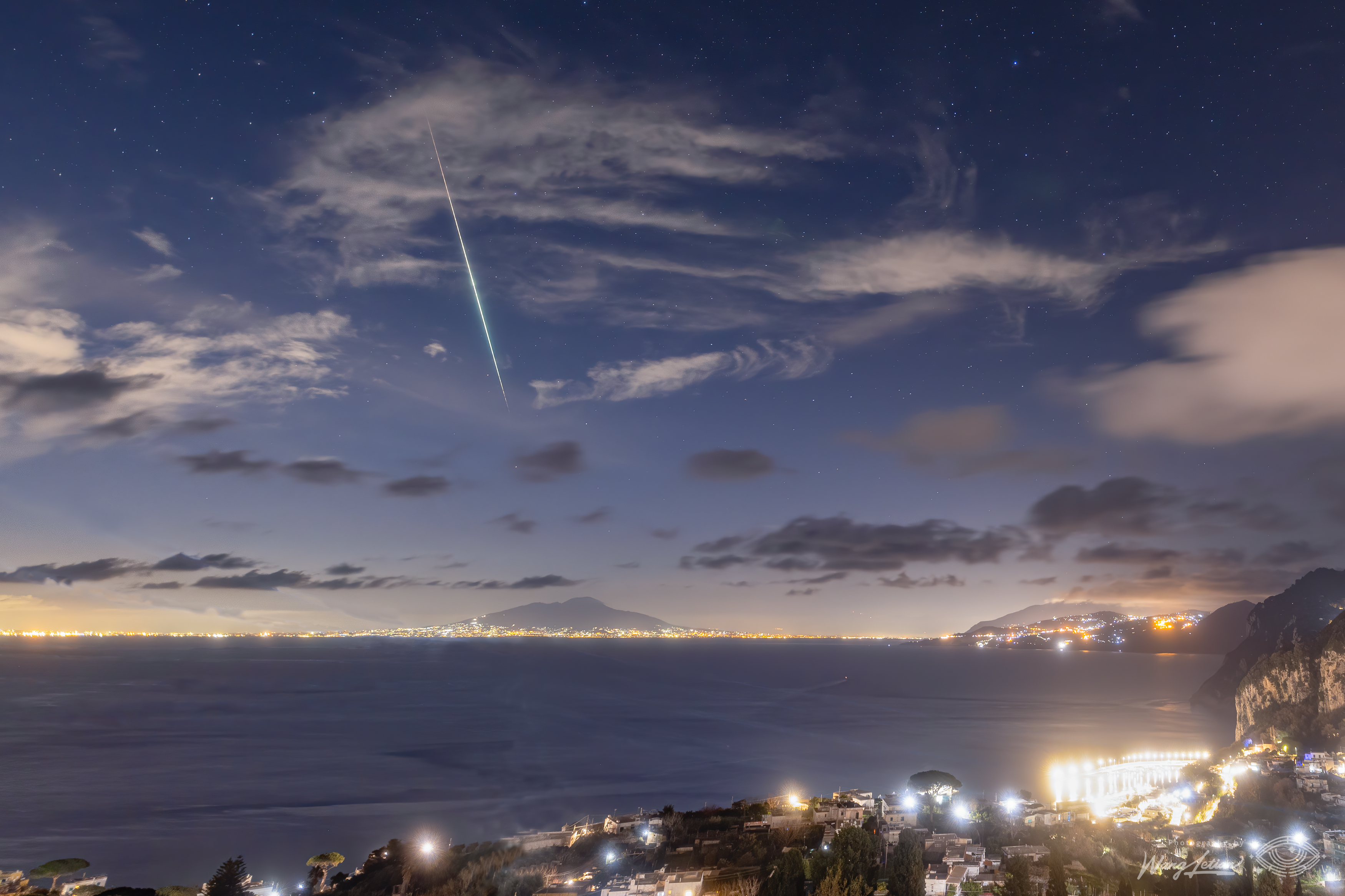  Meteor over the Bay of Naples 